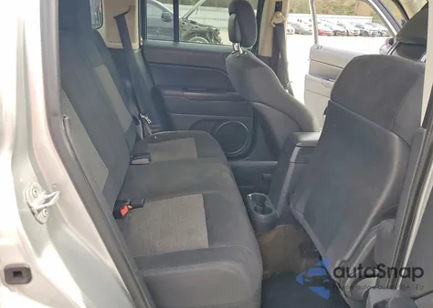 2013 Jeep Patriot Latitude z USA, uszkodzony, nr VIN 1C4NJPFA6DD251096